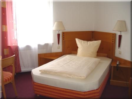 City Hotel Waldkraiburg Room photo