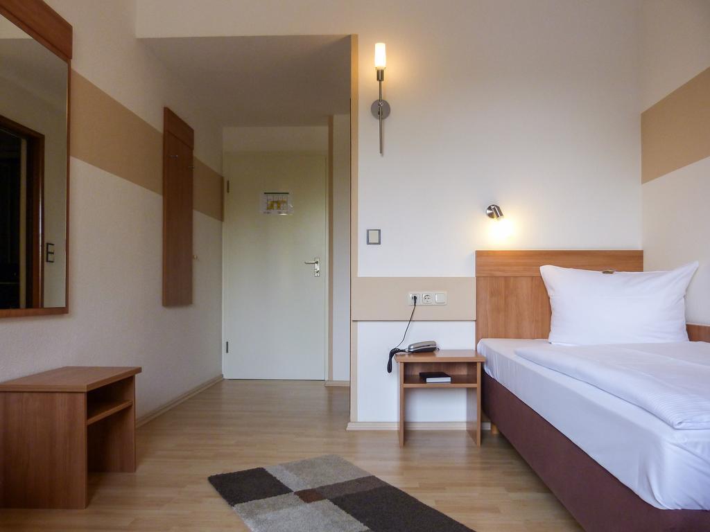 City Hotel Waldkraiburg Room photo